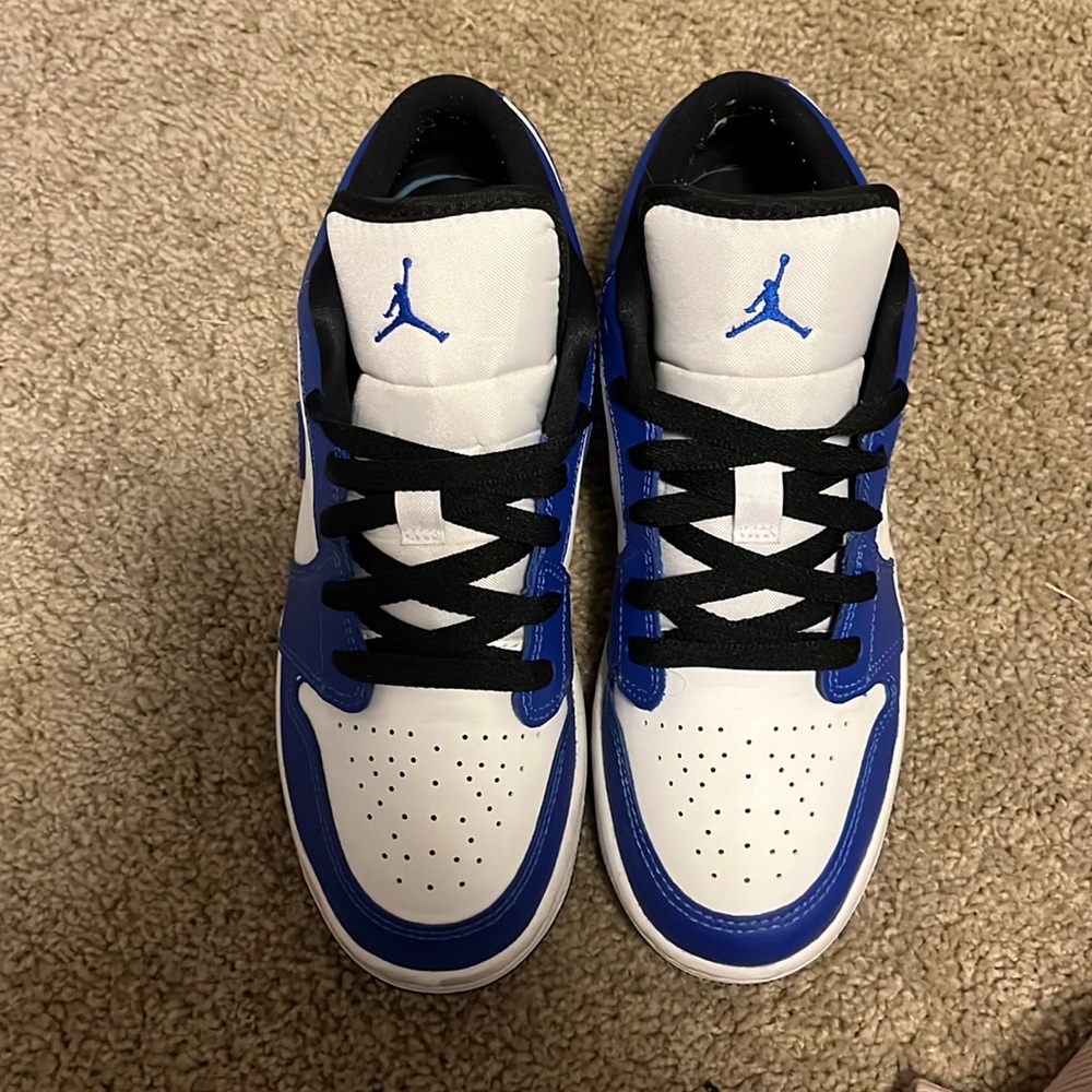 Jordan 1 low royal blue.